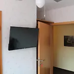 ガストハウス ツア ゾンネ フライブルク