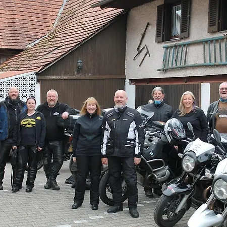 Casa de hóspedes Zur Sonne Friburgo em Brisgóvia